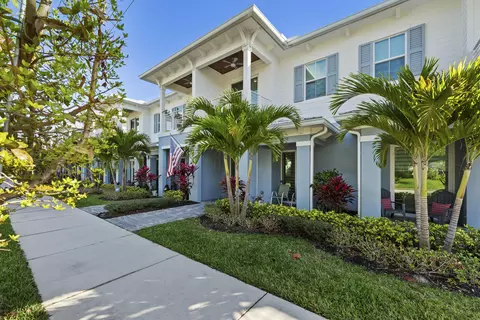 Exterior - 4692 SE Manatee Way, Stuart, FL 34997 photo 1 of 5