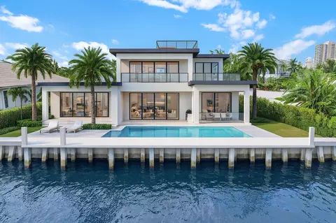 876 Forsyth St, Boca Raton, FL 33487