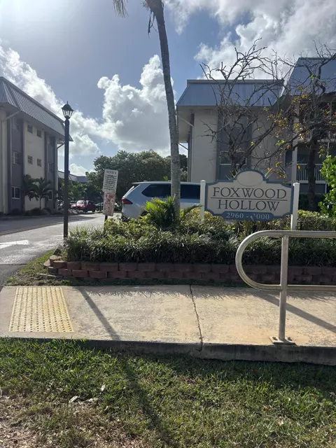 2980 Riverside Dr #323-3, Coral Springs, FL 33065