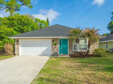 3446 1st St, Vero Beach, FL 32968