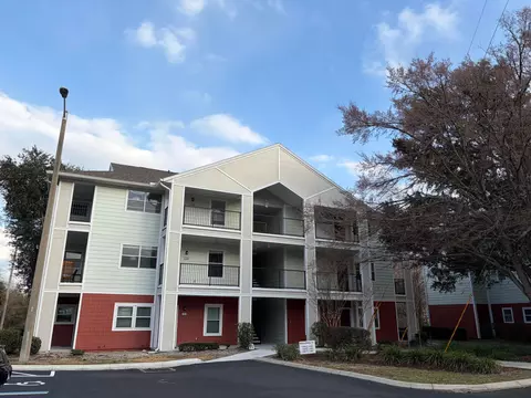 2360 SW Archer Rd #1110, Gainesville, FL 32608