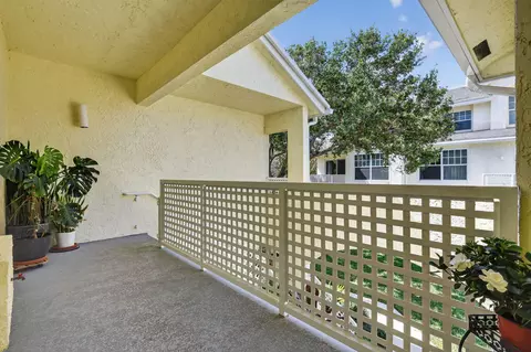 Exterior - 1403 Mainsail Cir, Jupiter, FL 33477 photo 1 of 9