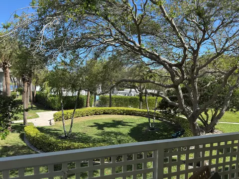 Exterior - 1403 Mainsail Cir, Jupiter, FL 33477 photo 4 of 9