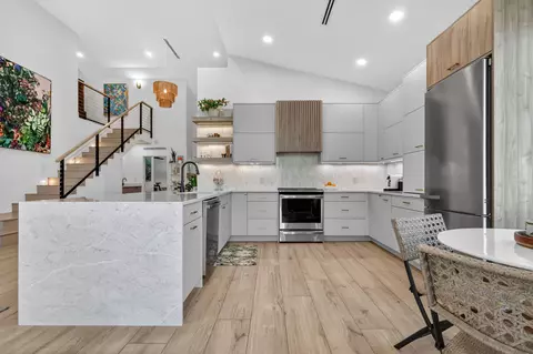 Kitchen - 1403 Mainsail Cir, Jupiter, FL 33477 photo 7 of 8