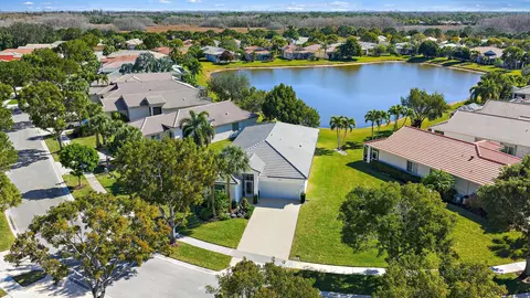 2737 Clipper Cir, West Palm Beach, FL 33411