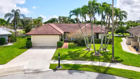 10426 Vereda Cir, Boynton Beach, FL 33436