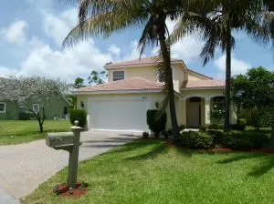 449 Pine Tree Ct, Atlantis, FL 33462 photo 1