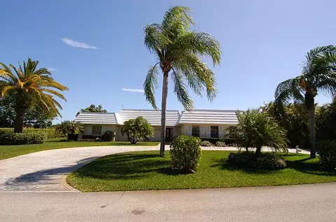 3132 SE Fairway W, Stuart, FL 34997 photo 1
