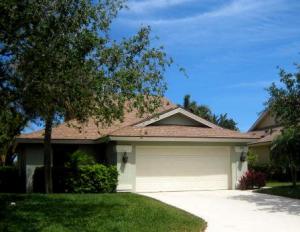 221 Ridge Rd, Jupiter, FL 33477 photo 1