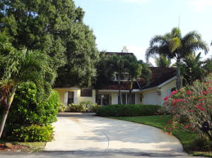 4196 SE Fairway Ct, Stuart, FL 34997 photo 1