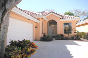 119 Hampton Cir, Jupiter, FL 33458 photo 1