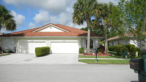 6888 SE Warwick Ln, Stuart, FL 34997 photo 1