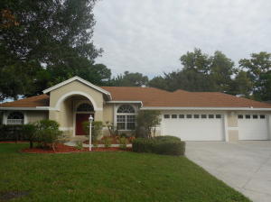 683 SE Pin Oak Ter, Stuart, FL 34997 photo 1