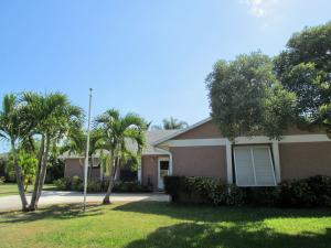 5456 SE Orange St, Stuart, FL 34997 photo 1