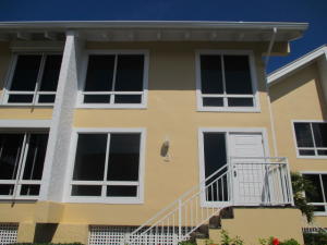 245 NE Macarthur Blvd #3, Stuart, FL 34996 photo 1