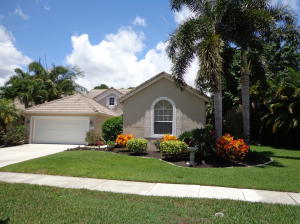 7152 SE Twin Oaks Cir, Stuart, FL 34997 photo 1
