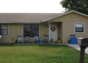 1782 SE Jackson St, Stuart, FL 34997 photo 1