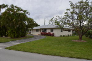 200 E Whitney Dr, Jupiter, FL 33458 photo 1