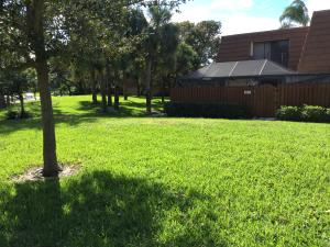 2427 24th Ct, Jupiter, FL 33477 photo 1