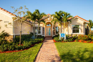 6974 SE Pierre Cir, Stuart, FL 34997 photo 1