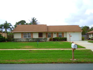 252 SE Villas St, Stuart, FL 34994 photo 1