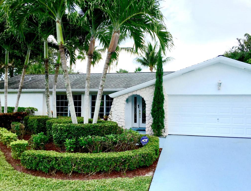 2618 Marcinski Rd, Jupiter, FL 33477 photo 1