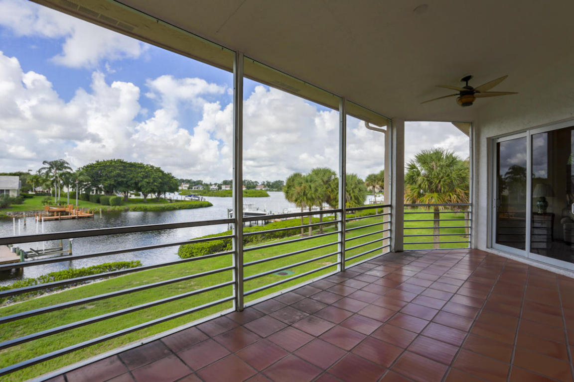 1903 Captains Way, Jupiter, FL 33477 photo 1