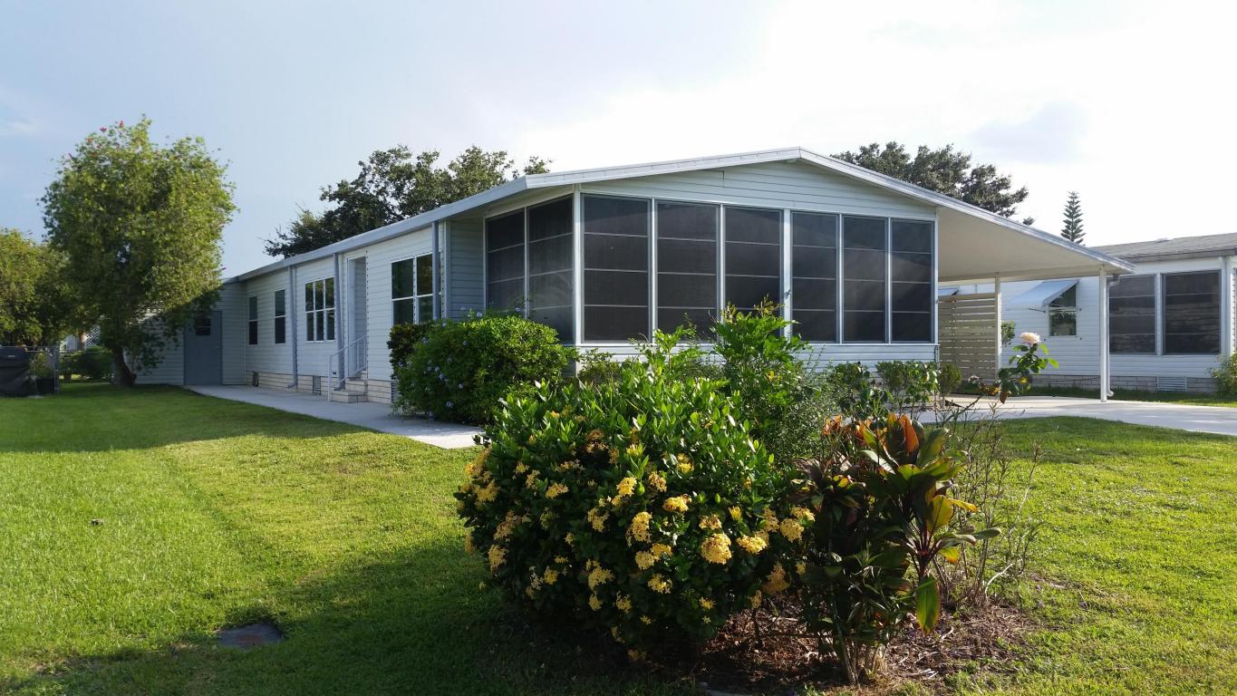 2516 SW Versailles Ter, Stuart, FL 34997 photo 1
