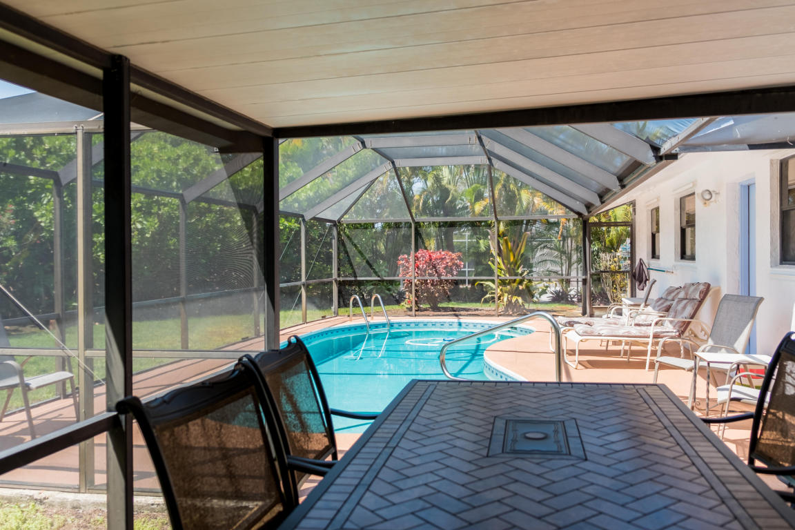 329 SW Ridge Ln, Stuart, FL 34994 photo 1