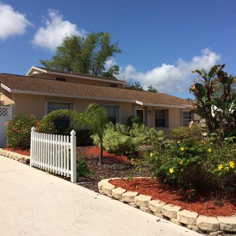 1114 Chickasaw St, Jupiter, FL 33458 photo 1