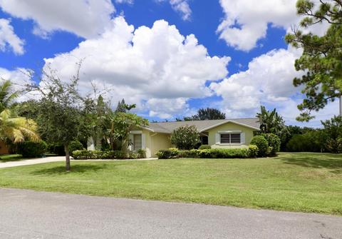 5619 SE Paramount Dr, Stuart, FL 34997 photo 1