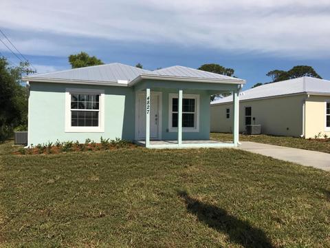 4827 SE Isabelita Ave, Stuart, FL 34997 photo 1