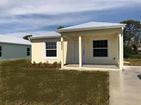 4837 SE Isabelita Ave, Stuart, FL 34997 photo 1