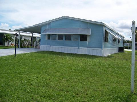 9033 SW Chevy Cir, Stuart, FL 34997 photo 1