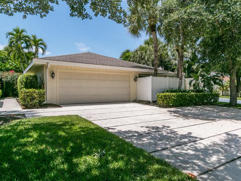 17105 Bay St, Jupiter, FL 33477 photo 1