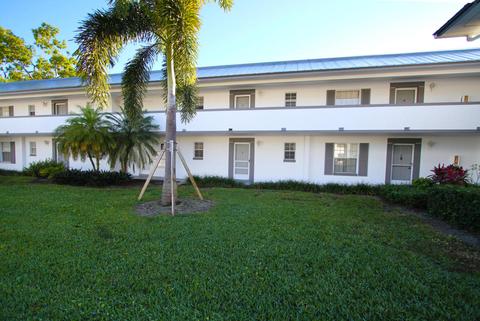 804 SE Central Pkwy #5, Stuart, FL 34994 photo 1