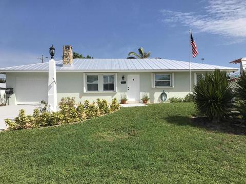 5211 SE Nassau Ter, Stuart, FL 34997 photo 1