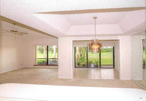 5663 SE Foxcross Pl, Stuart, FL 34997 photo 1