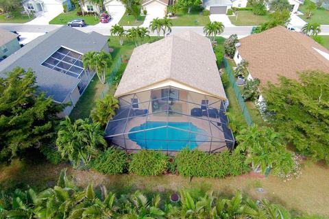 2798 SW Mustang Ter, Stuart, FL 34997 photo 1