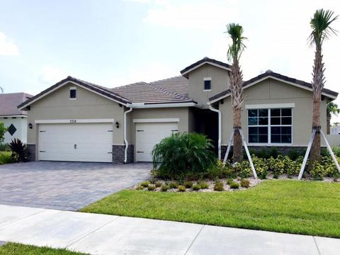7374 SW Kantner Dr, Stuart, FL 34997 photo 1