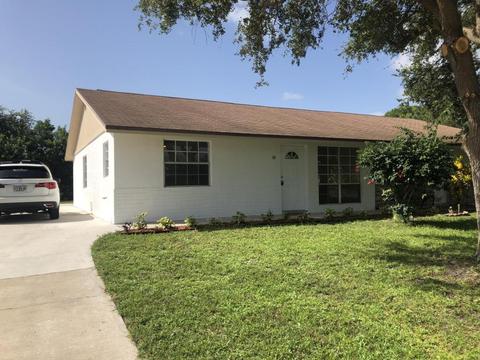 16 SE Norfolk Blvd, Stuart, FL 34997 photo 1