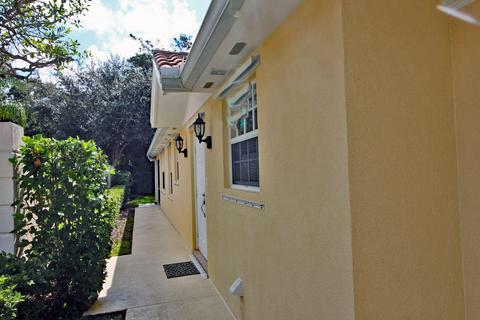 772 SW Tamarrow Pl, Stuart, FL 34997 photo 1