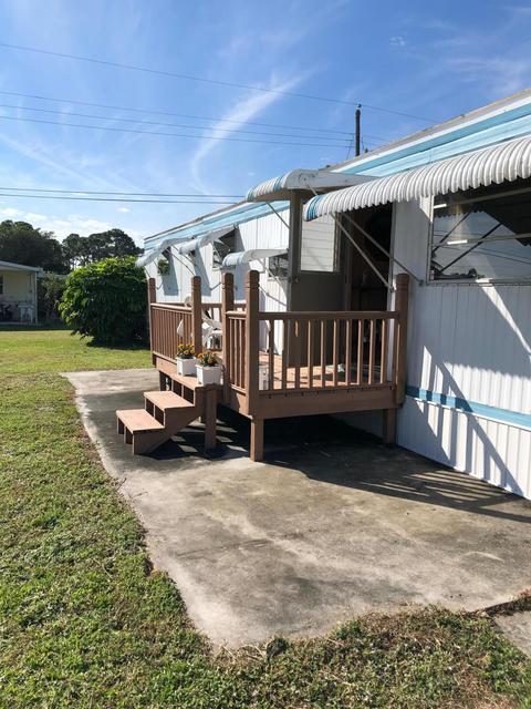 106 NE 16th St, Stuart, FL 34994 photo 1