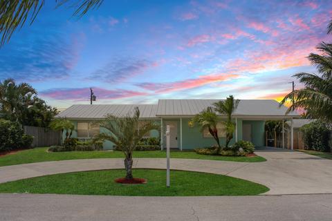 371 Mars Ave, Tequesta, FL 33469 photo 1