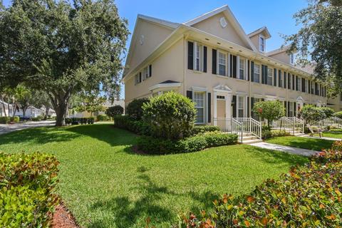 330 Jacaranda Dr, Jupiter, FL 33458 photo 1