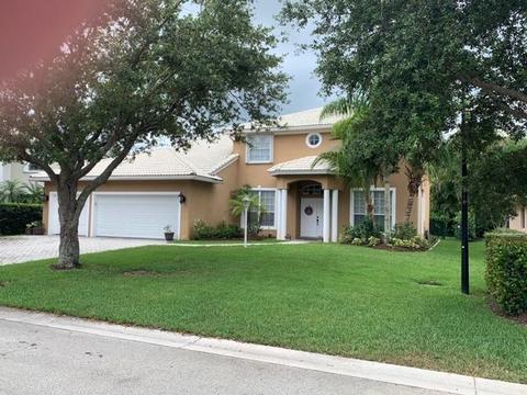 572 E Cocoplum Dr, Jupiter, FL 33458 photo 1