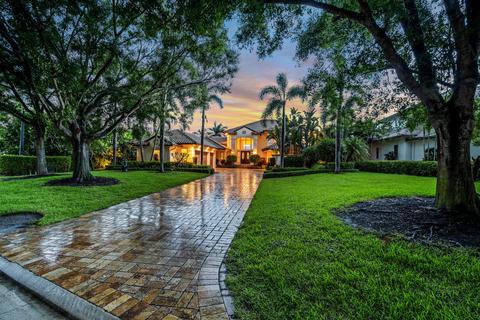 227 Commodore Dr, Jupiter, FL 33477 photo 1