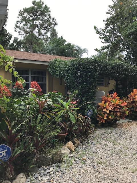 2904 SE Hawthorne St, Stuart, FL 34997 photo 1