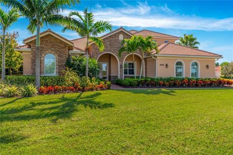 858 SE Tres Belle Cir, Stuart, FL 34997 photo 1