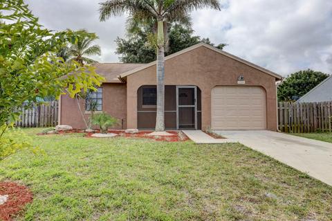 5200 SE Dell St, Stuart, FL 34997 photo 1